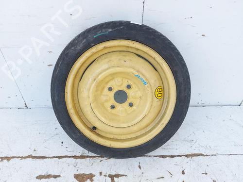 Used Jack Kit TOYOTA YARIS (_P9_) 1.0 VVT-i (KSP90_, KSP90R) (69 hp) 28012653
