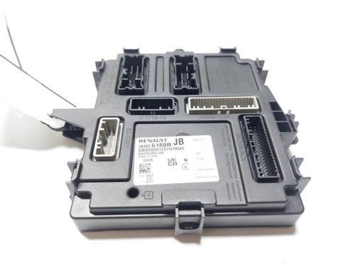 Used Control unit RENAULT CLIO V (B7_) 1.5 Blue dCi 100 (B7AD) (101 hp) 31011357