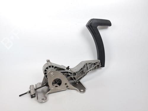 Parkbremsarm/handtak RENAULT MEGANE IV Hatchback (B9A/M/N_) 1.3 TCe 140 (B9NB) | BP17204792I18