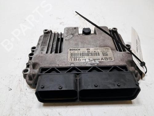 Used Engine control unit (ECU) Engine control unit (ECU) FIAT MULTIPLA (186_) 1.9 JTD (186AXE1A) (120 hp) 33197210 33197210