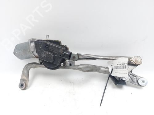 Used Front wiper motor TOYOTA YARIS (_P13_) 1.0 (KSP130_, KSP130) (69 hp) 29824186