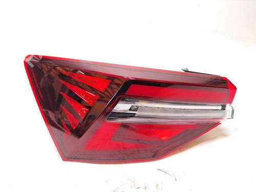 Used Left taillight SKODA KAROQ (NU7, ND7) 2.0 TDI (116 hp) 31062826