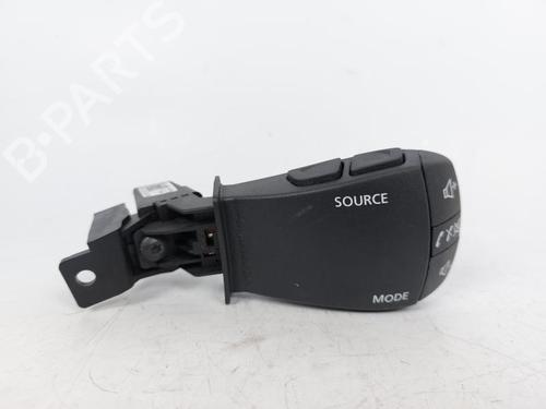 Used Radio Radio 16207666 16207666