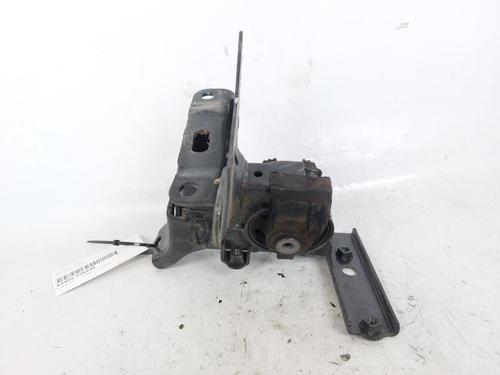 Gearbox mount TOYOTA YARIS (_P13_) 1.5 Hybrid (NHP130_, NHP130) | BP18826373M88 