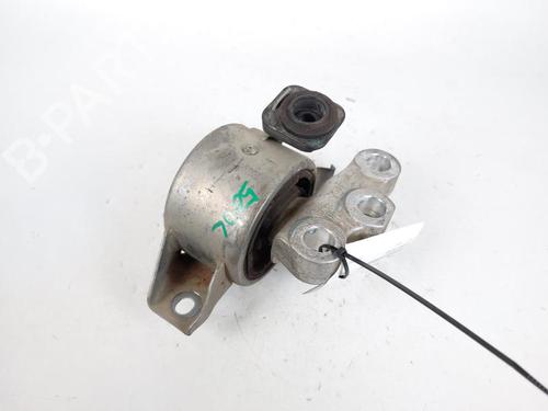 Used Engine mount FIAT 500L (351_, 352_) 1.6 D Multijet (199LYD1B) (105 hp) 23880131