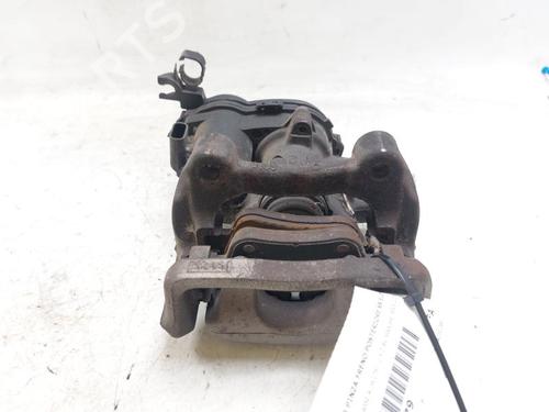 Venstre bremsekaliber foran MERCEDES-BENZ A-CLASS (W176) A 160 CDI / d (176.011) (90 hp) 27554847