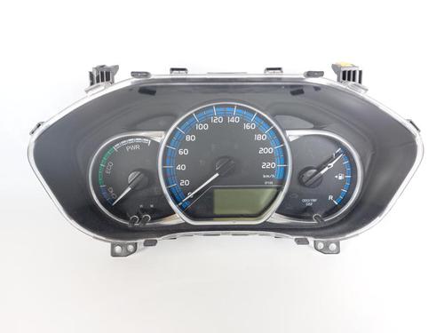 Used Instrument cluster TOYOTA YARIS (_P13_) 1.5 Hybrid (NHP130_, NHP130) (101 hp) 21261793