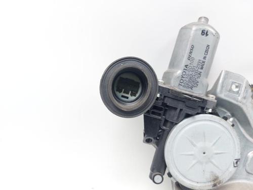 Front right window mechanism TOYOTA YARIS (_P13_) 1.0 (KSP130_, KSP130) | BP29824188C23