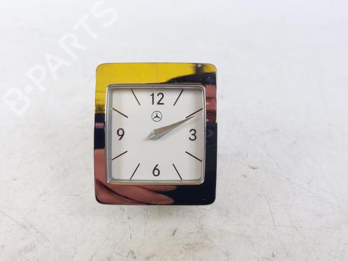 Used Instrument cluster MERCEDES-BENZ CLS (C218) CLS 250 CDI / BlueTEC / d (218.303, 218.304) (204 hp) 15173132