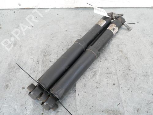 Højre bagtil støddæmper NISSAN QASHQAI II (J11, J11_) 1.6 dCi (130 hp) 15159505