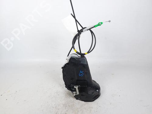 Used Rear left lock TOYOTA YARIS (_P13_) 1.5 Hybrid (NHP130_, NHP130) (101 hp) 20502336