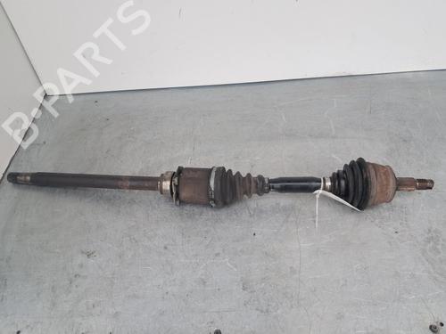 Used Right front driveshaft Right front driveshaft FIAT DOBLO Cargo (263_) 1.6 D Multijet (263WXD1B, 263WXR1B, 263WXX1B, 263ZXD1B,... (105 hp) 39767117 39767117