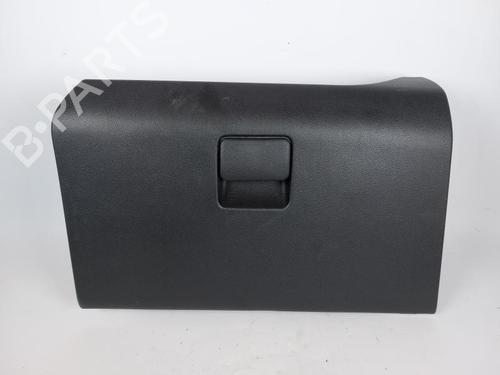 Używane Schowek pasażera HYUNDAI i10 III (AC3, AI3) 1.0 MPi (67 hp) 15157423