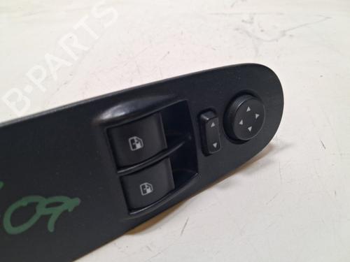 Left front window switch FIAT PUNTO (199_) 1.3 D Multijet | BP38642032I27 - Image 2
