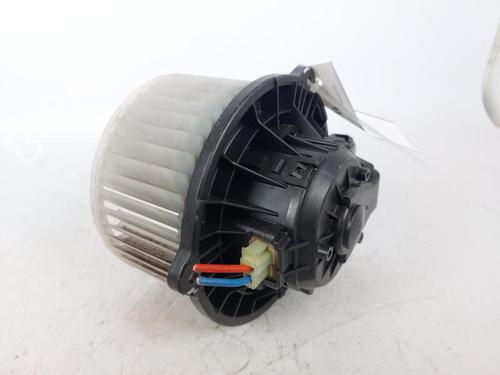 Heater blower motor KIA SPORTAGE III (SL) 1.6 GDI | BP15173882M62 