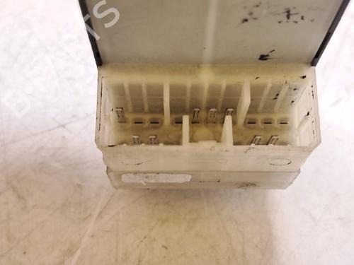 Left front window switch SUZUKI SWIFT III (MZ, EZ) 1.3 DDiS (RS413D) | BP38458425I27 - Image 5
