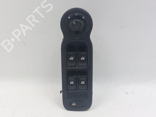 Used Left front window switch Left front window switch RENAULT MODUS / GRAND MODUS (F/JP0_) 1.5 dCi (FP0F, JP0F) (86 hp) 29500827 29500827