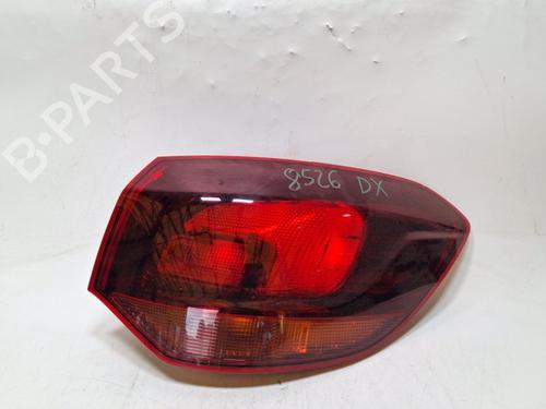Used Right taillight Right taillight 39067643 39067643