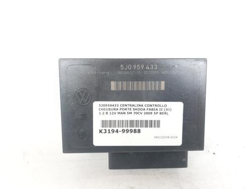 Used Engine control unit (ECU) Engine control unit (ECU) SKODA FABIA II (542) 1.2 (70 hp) 17695601 17695601