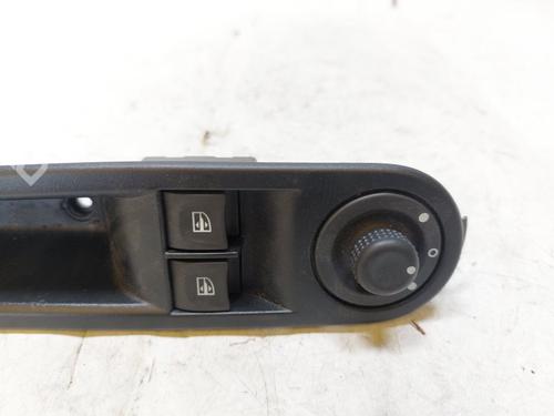 Left front window switch RENAULT TWINGO III (BCM_, BCA_) Z.E: (BCA1) | BP35781951I27 - Image 2