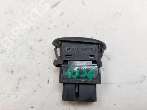 Used Left front window switch CITROËN C3 I (FC_, FN_) 1.1 i (60 hp) 28529307