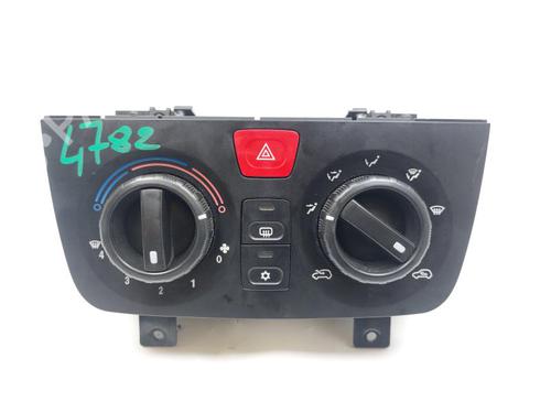 Commande Chauffage FIAT IDEA (350_) 1.4 16V (95 hp) 29448155