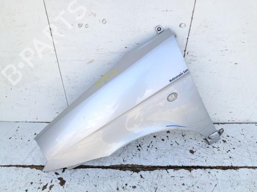 Used Left front fenders Left front fenders 37682480 37682480