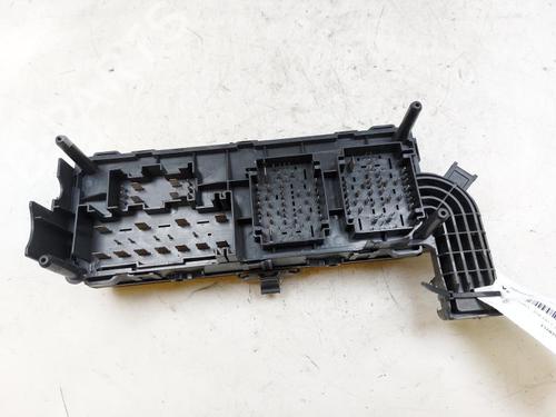 Used Fuse box FIAT FREEMONT (345_) 2.0 JTD 4x4 (170 hp) 27538608