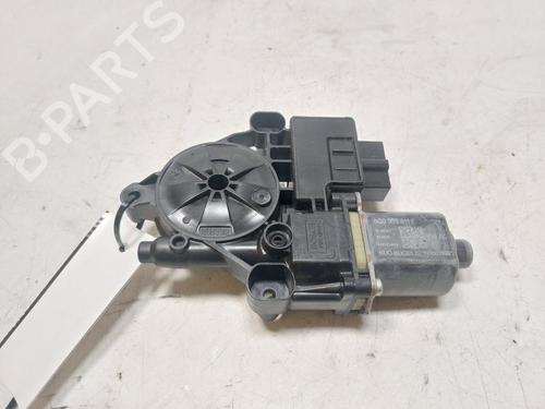 Used Left rear window motor SKODA OCTAVIA III Combi (5E5, 5E6) 1.6 TDI (115 hp) 31010923