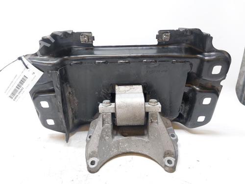 Used Gearbox mount MERCEDES-BENZ S-CLASS (W222, V222, X222) S 350 BlueTEC / d (222.132, 222.032, 222.123) (258 hp) 30454103