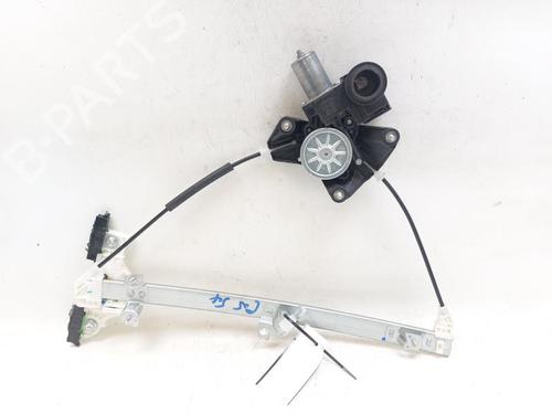 Used Left rear window motor TOYOTA YARIS CROSS (MXP_) 1.5 Hybrid (MXPJ10) (116 hp) 24873827