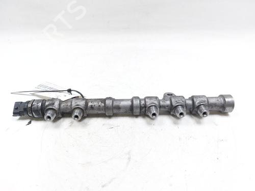Injection rail FIAT 500L (351_, 352_) 1.3 D Multijet (199.LYM11, 199.LYM1A) | BP24654196M98 - Image 2