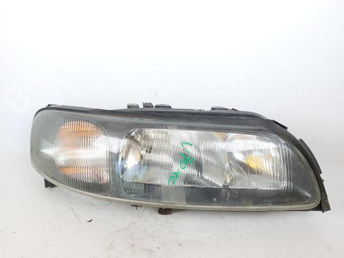 Used Right headlight VOLVO XC70 I Cross Country (295) 2.4 T XC AWD (200 hp) 19094555