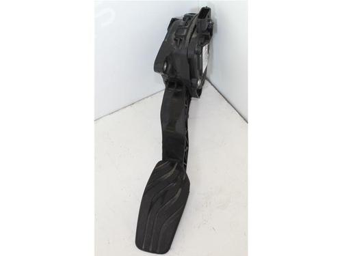 Used Pedal RENAULT KADJAR (HA_, HL_) 1.2 TCe 130 (HLMR) (130 hp) 15141841