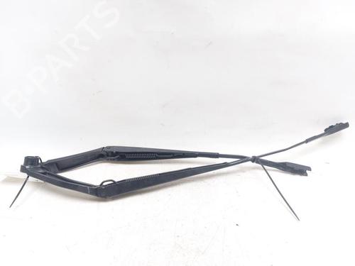 front-windshield-wiper-arm-kia-sportage-v-nq5-2021-25936806 main image