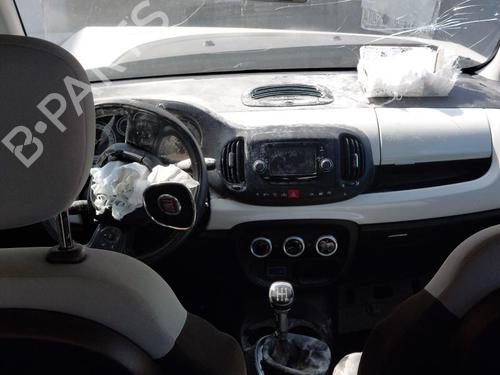 Grille FIAT 500L (351_, 352_) 1.3 D Multijet (199.LYM11, 199.LYM1A) | BP23881324C40