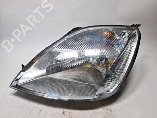 Phare gauche Phare gauche FORD FIESTA V (JH_, JD_) 1.25 16V (75 hp) 33840247 33840247