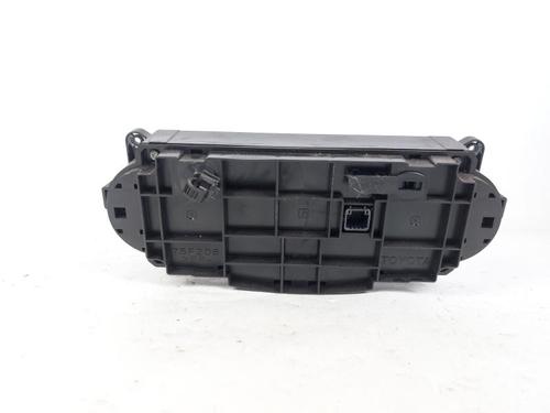 Climate control TOYOTA YARIS (_P13_) 1.5 Hybrid (NHP130_, NHP130) | BP20502321I5 