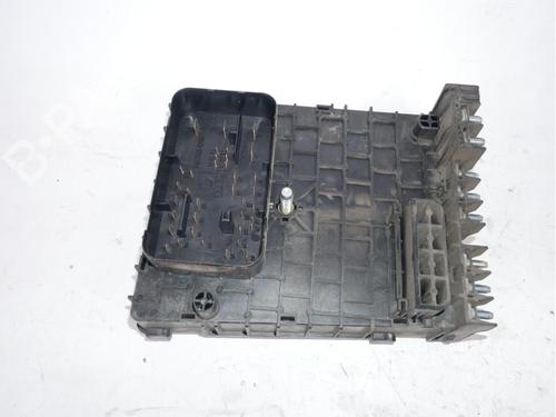 Used Fuse box Fuse box VW PASSAT B6 Variant (3C5) 2.0 TDI 16V (140 hp) 15148215 15148215