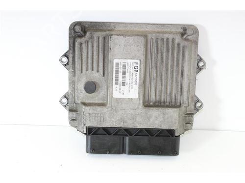 Used Engine control unit (ECU) VW NEW BEETLE Convertible (1Y7) 2.5 (150 hp) 15144341