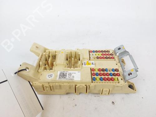 Used Fuse box Fuse box 17472413 17472413