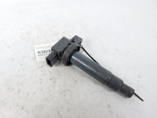 Used Ignition coil TOYOTA YARIS (_P13_) 1.5 Hybrid (NHP130_, NHP130) (101 hp) 15166136