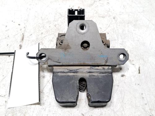 tailgate-lock-ford-focus-iii-turnier-2010-2011-2012-2013-2014-2015-2016-2017-2018-2019-2020-33195020 main image