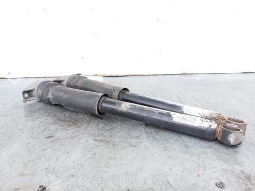 Used Right rear shock absorber Right rear shock absorber OPEL ASTRA K Sports Tourer (B16) 1.6 CDTi (35) (110 hp) 15161398 15161398