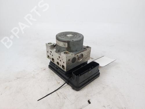 Used ABS pump BMW 2 Gran Tourer (F46) 216 d (116 hp) 17205658