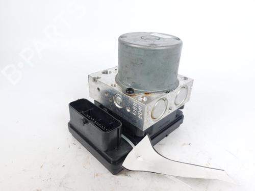 Used ABS pump KIA STONIC (YB) 1.0 T-GDi (120 hp) 15165658