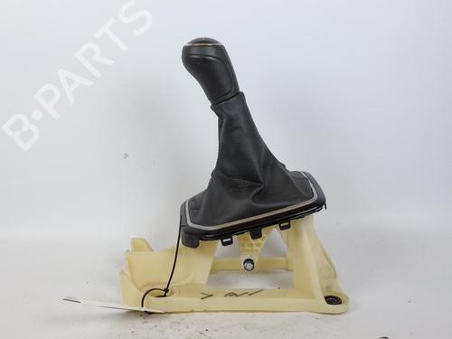Used Gear lever SUZUKI IGNIS III (MF, FF) 1.2 (ATK412) (90 hp) 15161274