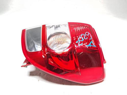 Feu arrière droit TOYOTA URBAN CRUISER (_P1_) 1.4 D-4D 4WD (NLP115_, NLP115R) (90 hp) 31144404