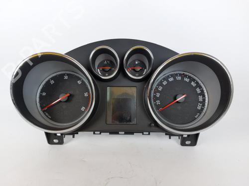 Used Instrument cluster OPEL MERIVA B MPV (S10) 1.7 CDTI (75) (131 hp) 15168776