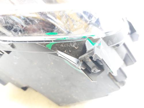 Left headlight PEUGEOT 208 I (CA_, CC_) 1.5 BlueHDI 100 | BP29237677C28 